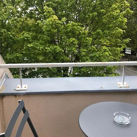 2 étoiles à 50m De La Plage - Tréboul *